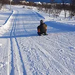Διαμέρισμα Warm And Cozy In Tromso, Free Parking And Near Both Airport, Nature And Busses *