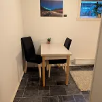 Warm And Cozy In Tromso, Free Parking And Near Both Airport, Nature And Busses Τρόμσο