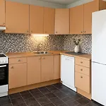 Διαμέρισμα Warm And Cozy In Tromso, Free Parking And Near Both Airport, Nature And Busses Τρόμσο