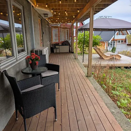 Warm And Cozy In Tromso, Free Parking And Near Both Airport, Nature And Busses Tromso