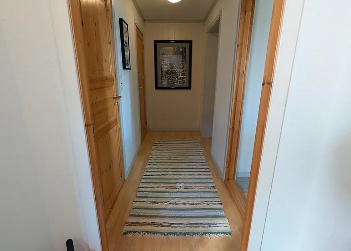 Warm And Cozy In Tromso, Free Parking And Near Both Airport, Nature And Busses Tromsø